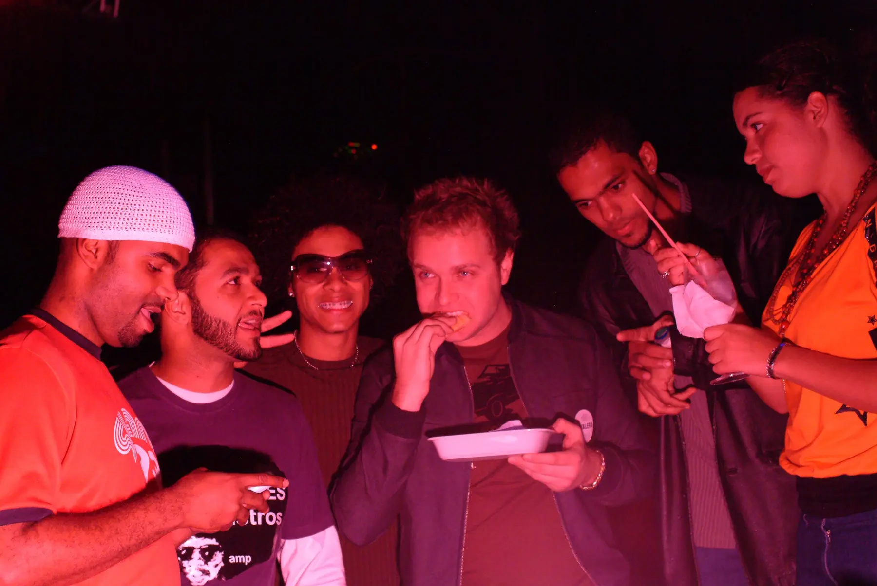 Roney Giah e a banda antes do show