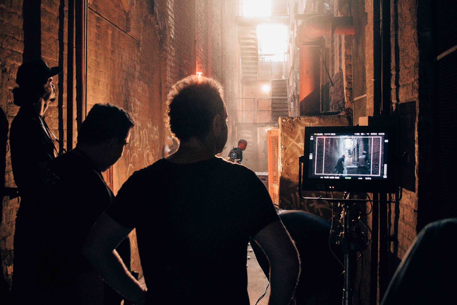 Roney Giah dirigindo uma filmagem